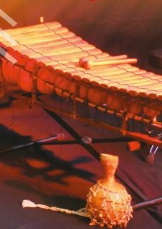 instrument traditionnel et balafon