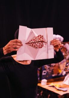 photo issue du spectacle Dévisagée par Madame T